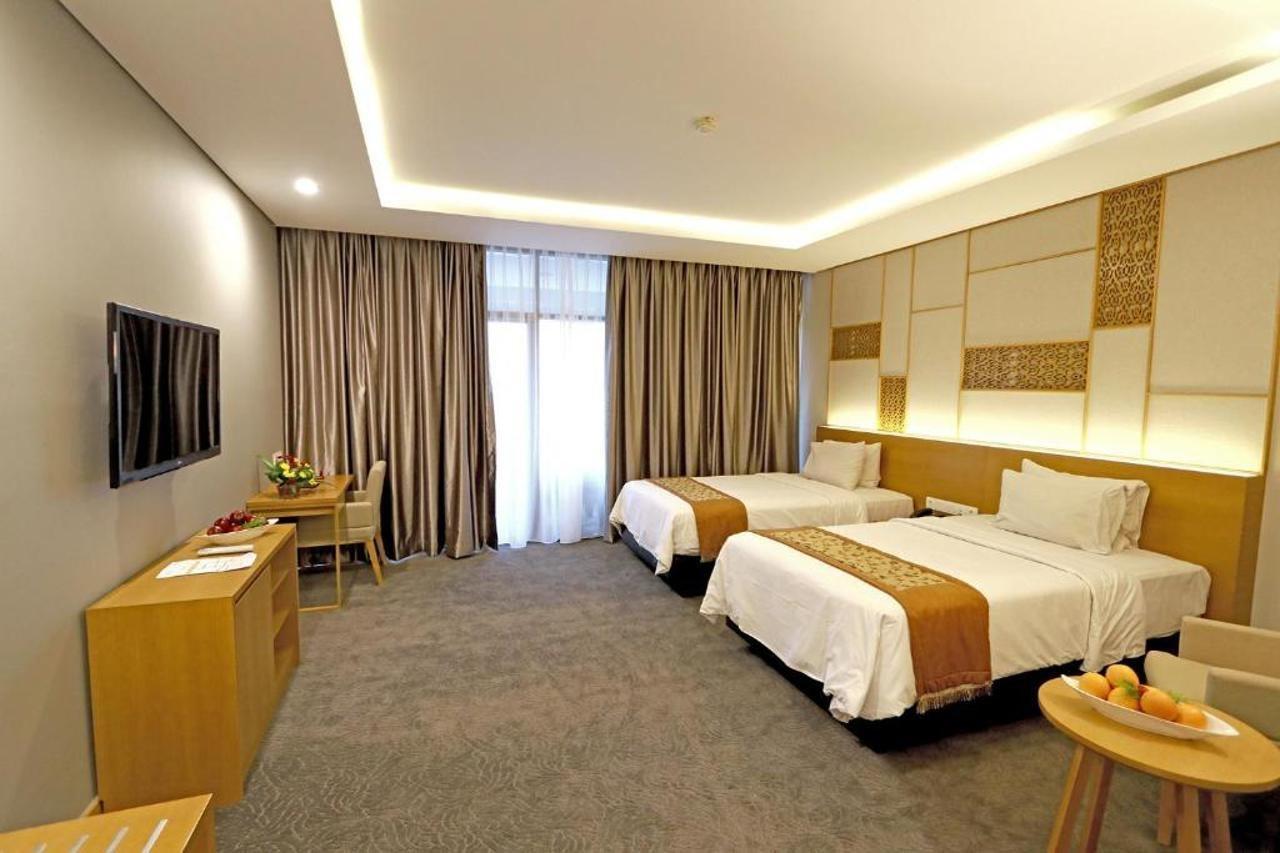 Patra Semarang Hotel & Convention Kültér fotó
