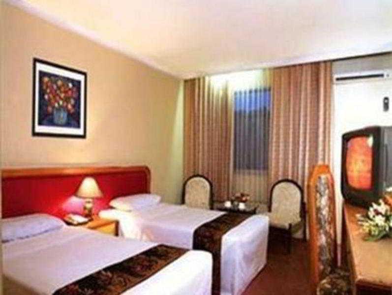Patra Semarang Hotel & Convention Kültér fotó